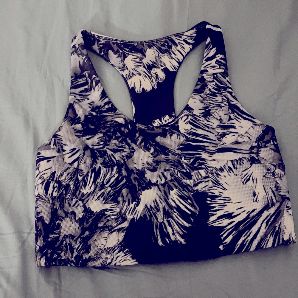 Zella Women's Black and White Patterned yoga top